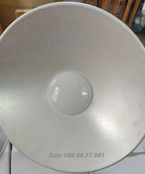 den-treo-tran-led-cao-cap